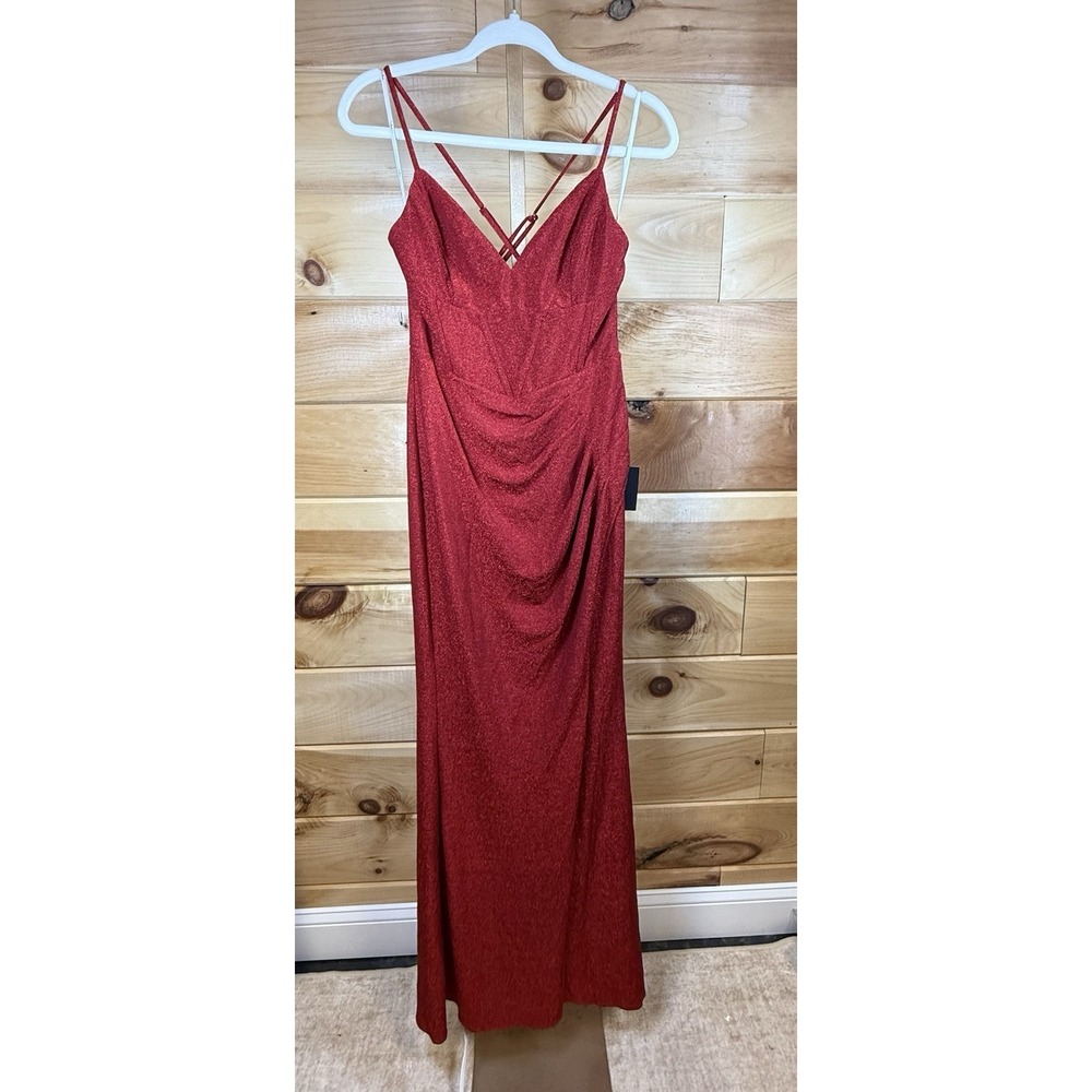 LULUS Women Maxi  Dress Size M Red Straps Gown Formal Party Slit On Back Stretch
